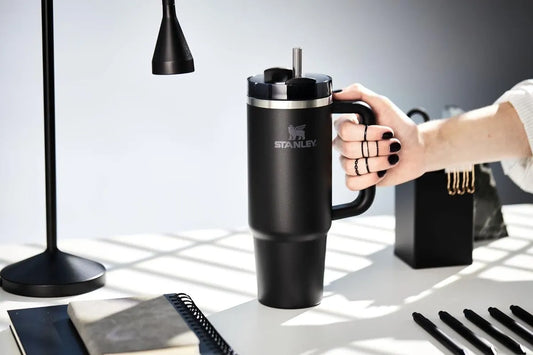 🥤 Stanley Quencher H2.0 FlowState™ Tumbler – 1.18L / 40oz ✨