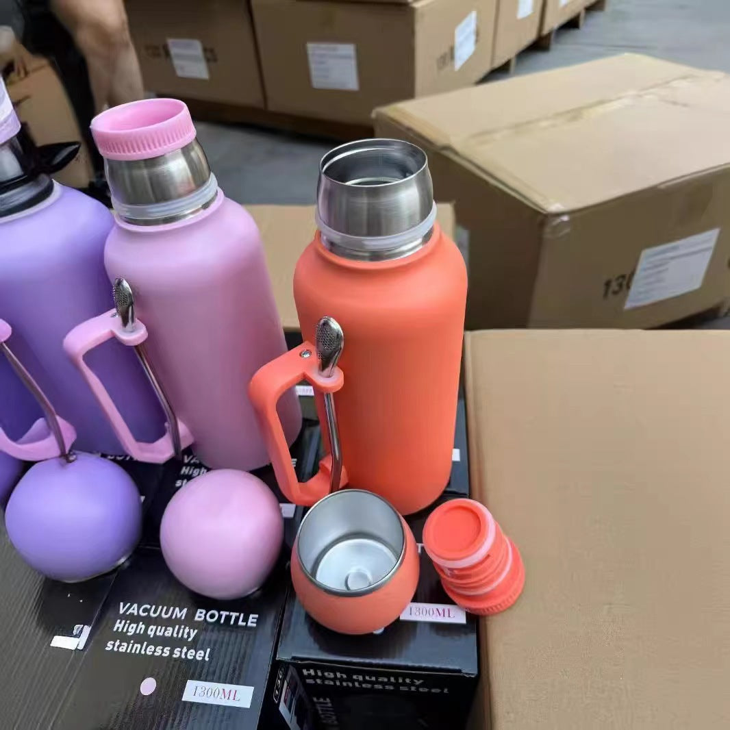 🧉 Termo Ceratero 1300 ml Todo en Uno: Botella Térmica con Taza Mate y Bombilla de Acero Inoxidable