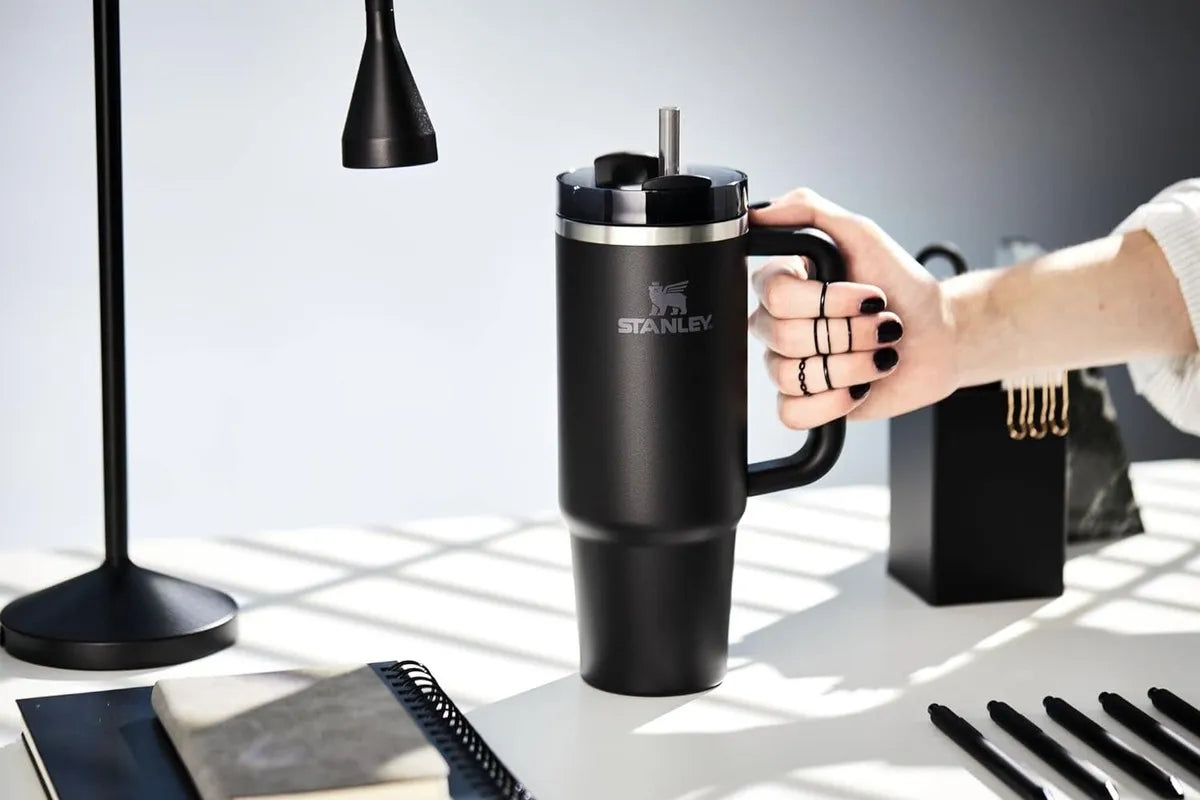 🥤 Stanley Quencher H2.0 FlowState™ Tumbler – 1.18L / 40oz ✨