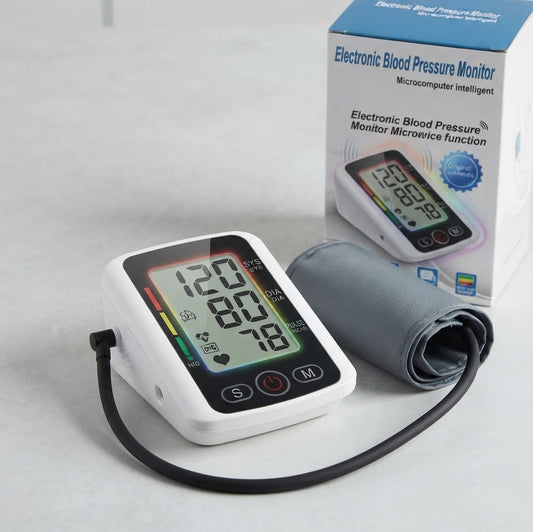 🩺 Tensiómetro Digital de Brazo Inteligente con Pantalla LCD a Color y Asistencia de Voz 📈