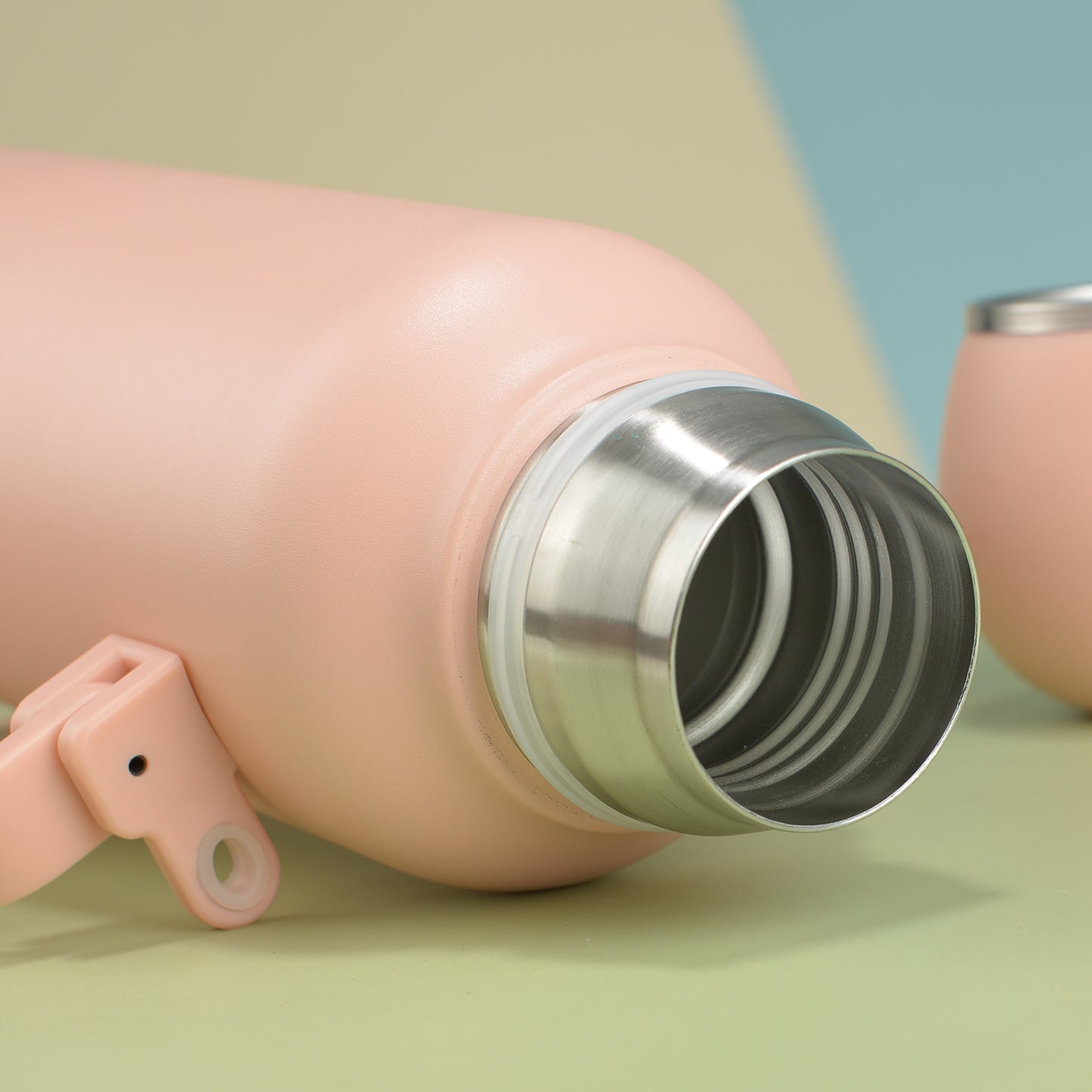 🧉 Termo Ceratero 1300 ml Todo en Uno: Botella Térmica con Taza Mate y Bombilla de Acero Inoxidable